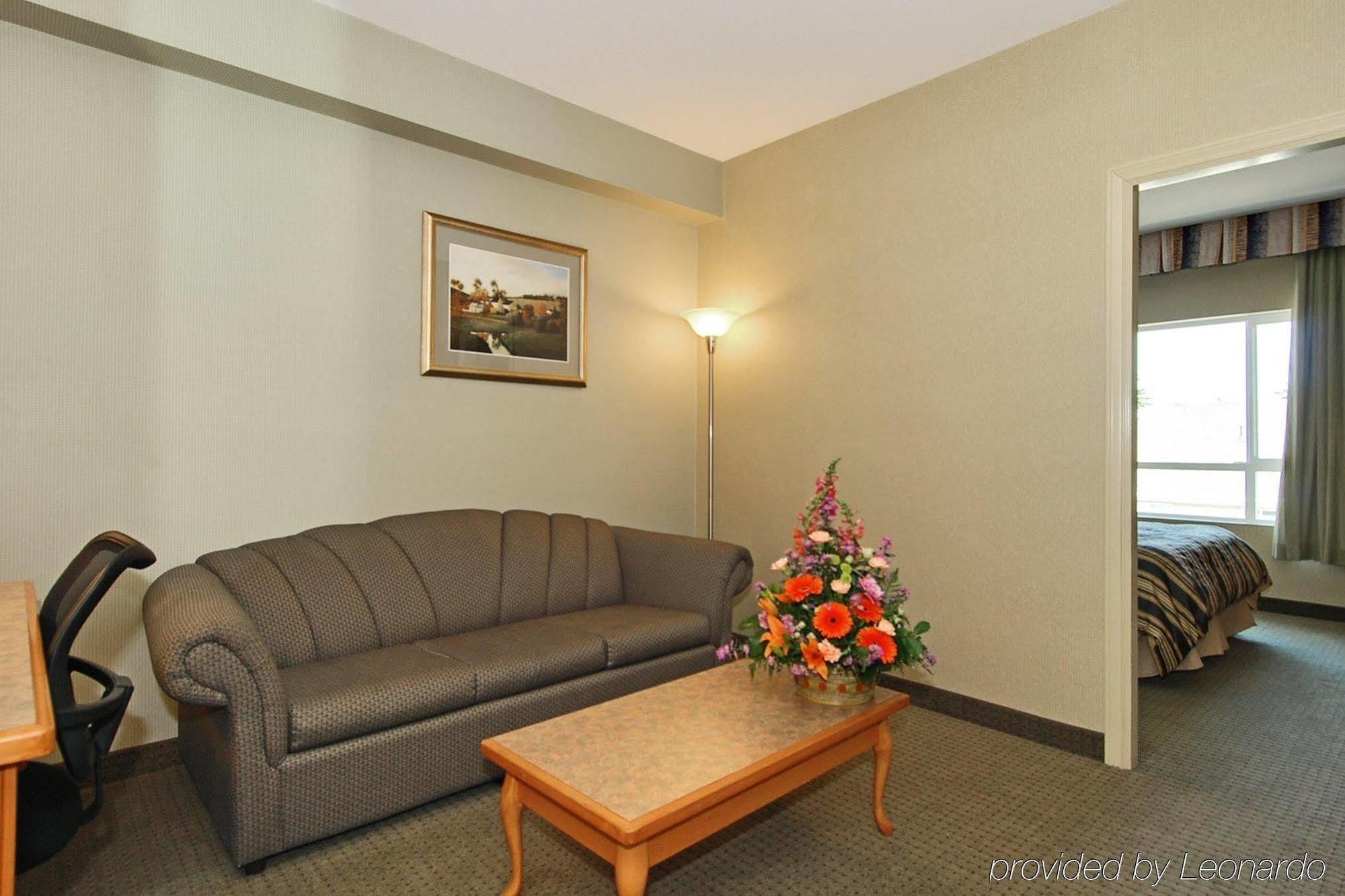 Best Western King George Inn & Suites Surrey Exterior foto